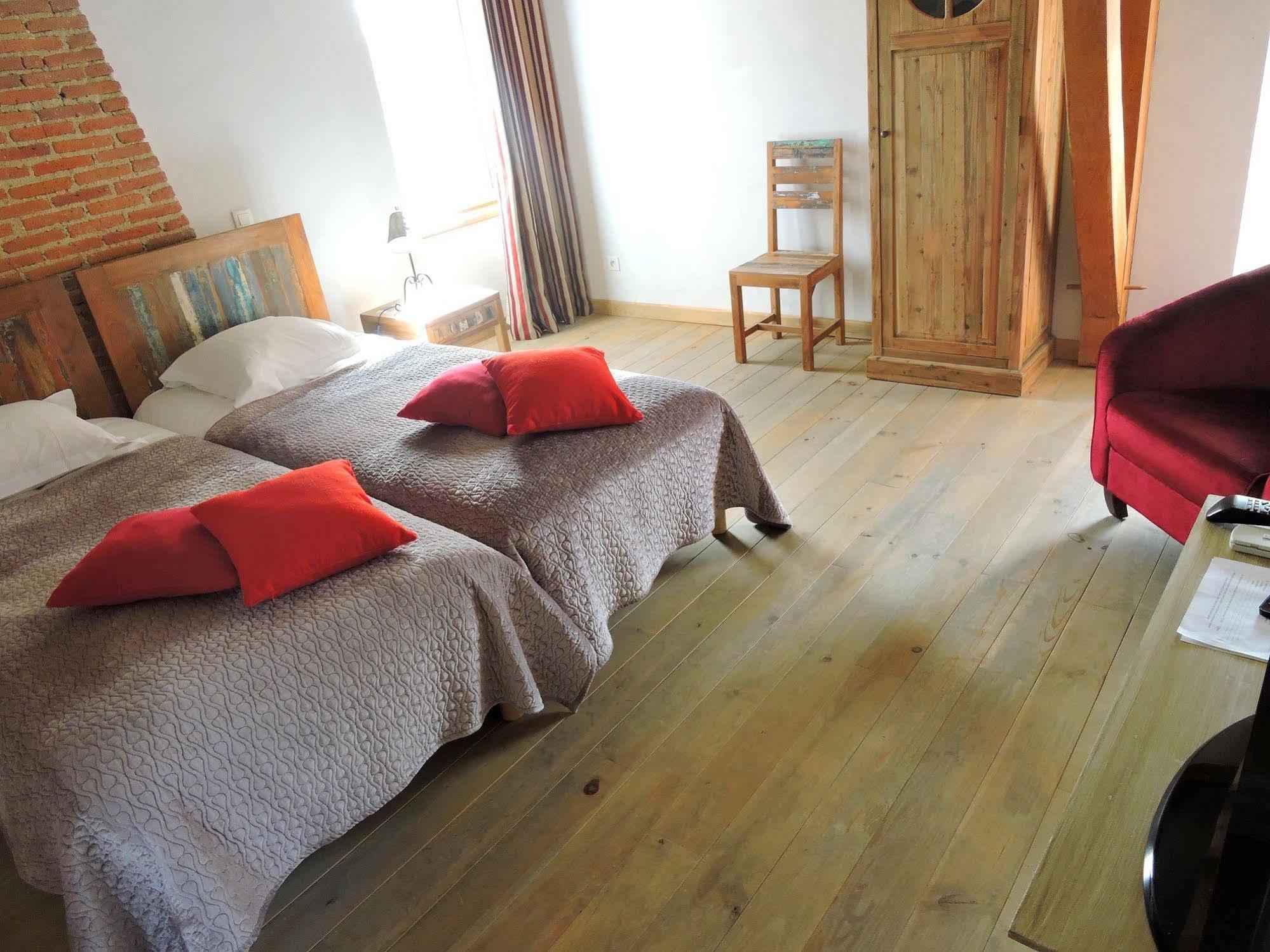 Le Manoir Du Pas Jahan Couëron Dış mekan fotoğraf