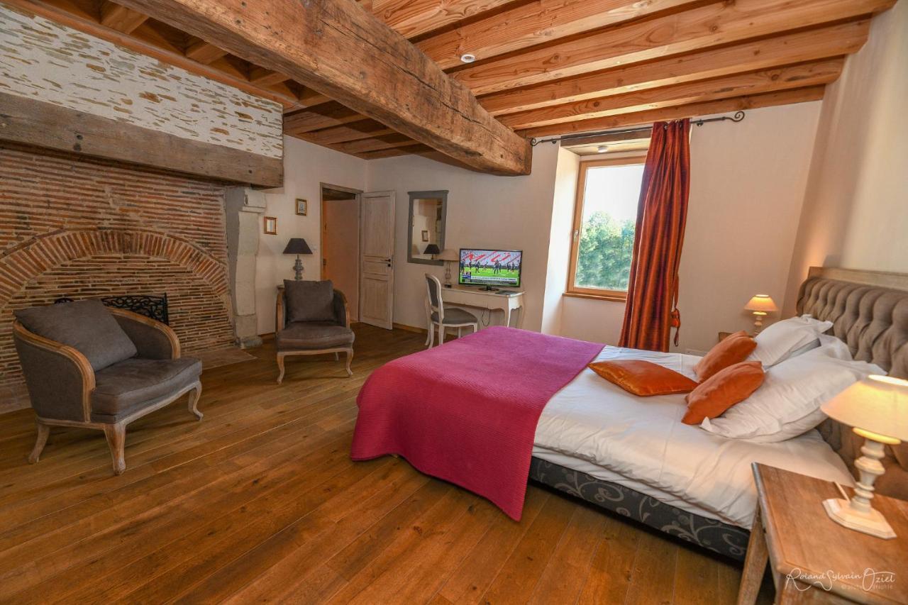 Le Manoir Du Pas Jahan Couëron Dış mekan fotoğraf