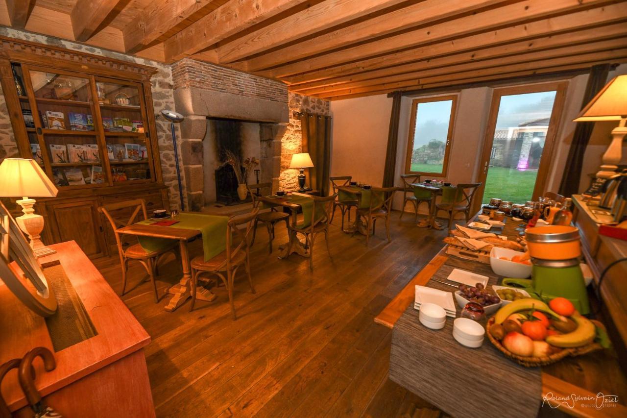 Le Manoir Du Pas Jahan Couëron Dış mekan fotoğraf